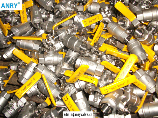 2 Piece CF8 1000WOG BSP Full Bore Lever Ball Valve